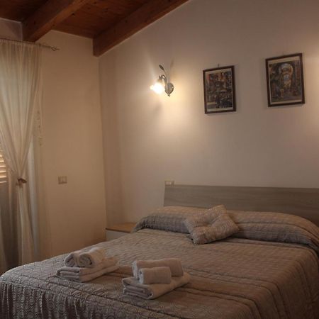 אג'רולה Bed & Breakfast Il Sentiero מראה חיצוני תמונה