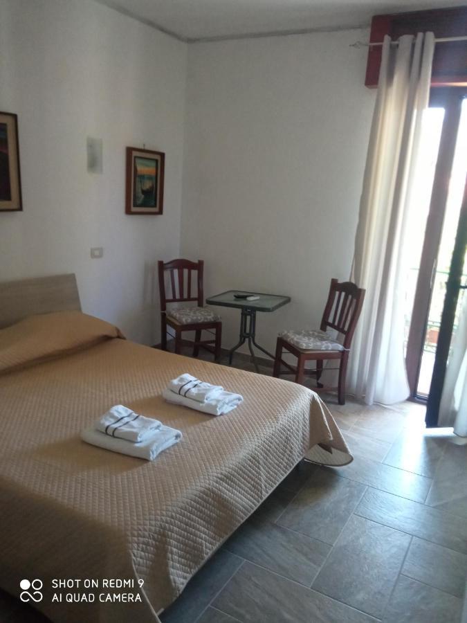 אג'רולה Bed & Breakfast Il Sentiero מראה חיצוני תמונה