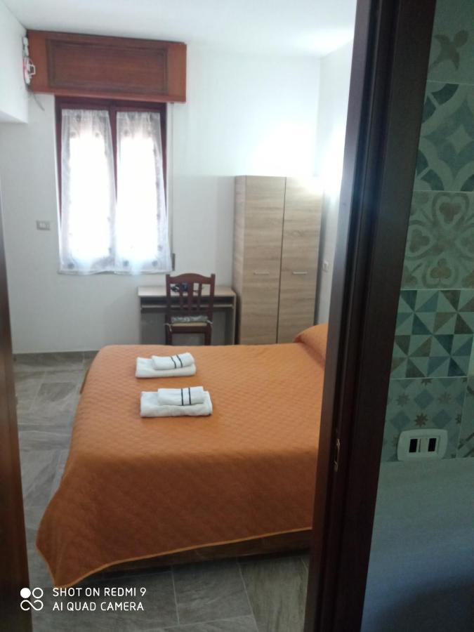 אג'רולה Bed & Breakfast Il Sentiero מראה חיצוני תמונה