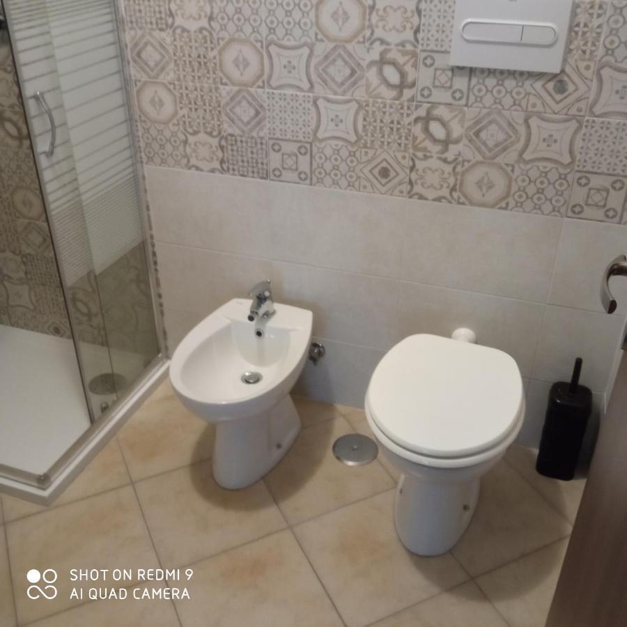 אג'רולה Bed & Breakfast Il Sentiero מראה חיצוני תמונה