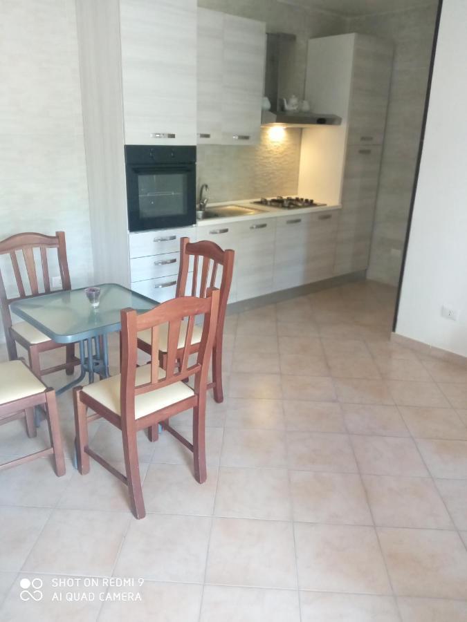 אג'רולה Bed & Breakfast Il Sentiero מראה חיצוני תמונה